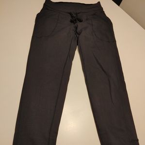 Lululemon size 6 Ready to Rulu joggers